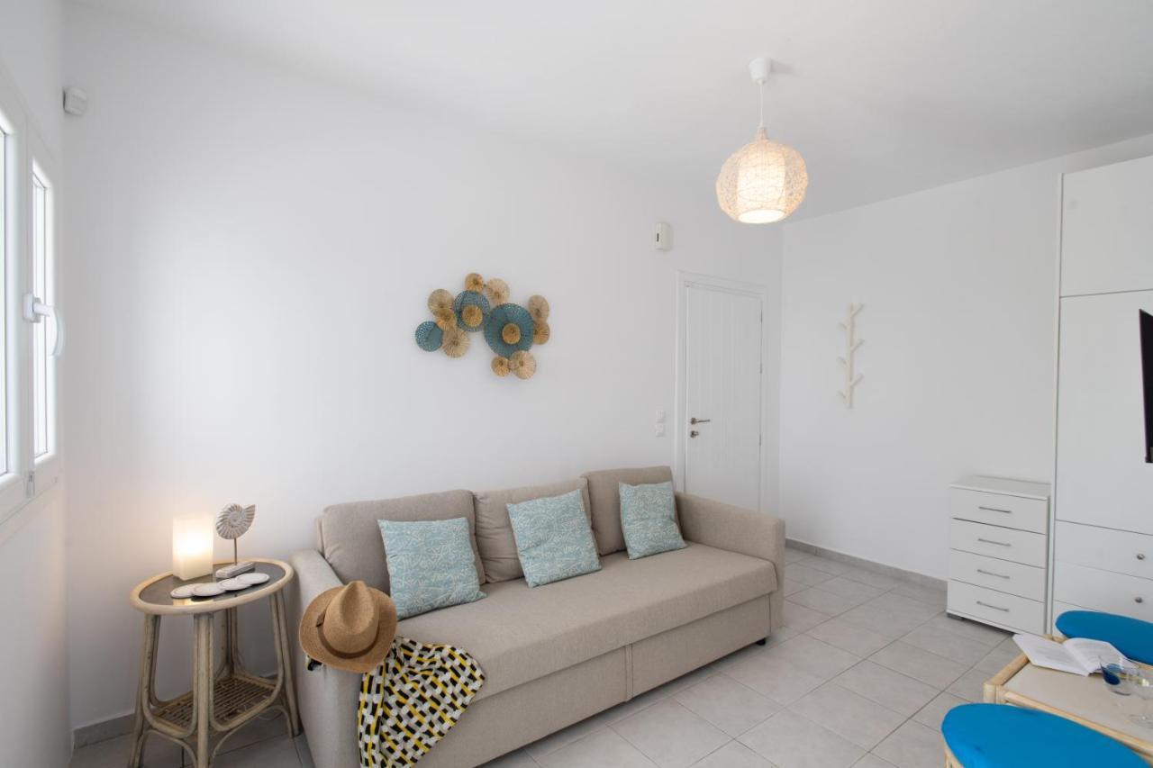 Olive Tree & Capari Homes & With Pool! Casa de férias *