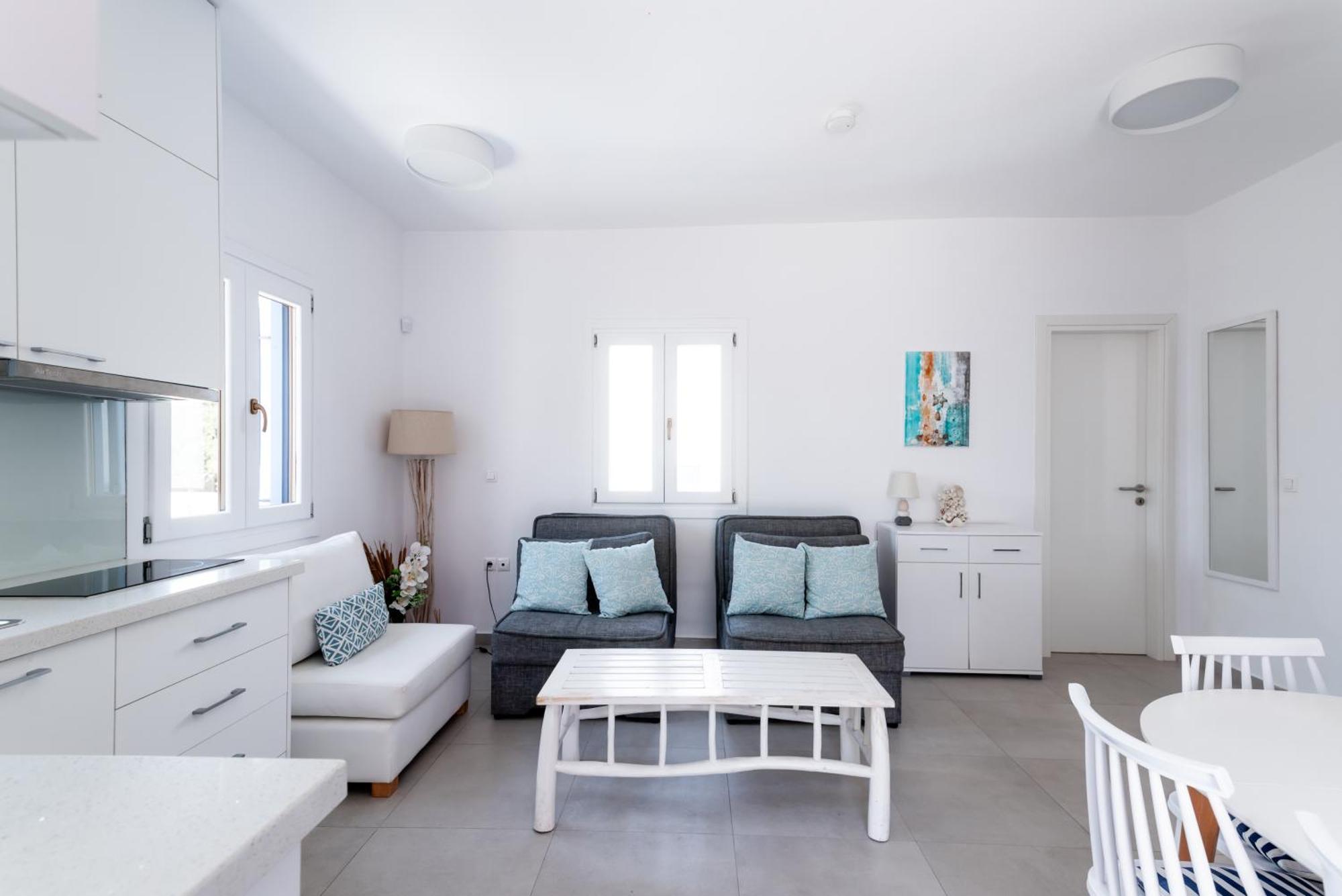 Olive Tree & Capari Homes & With Pool! Casa de férias Mykonos Town