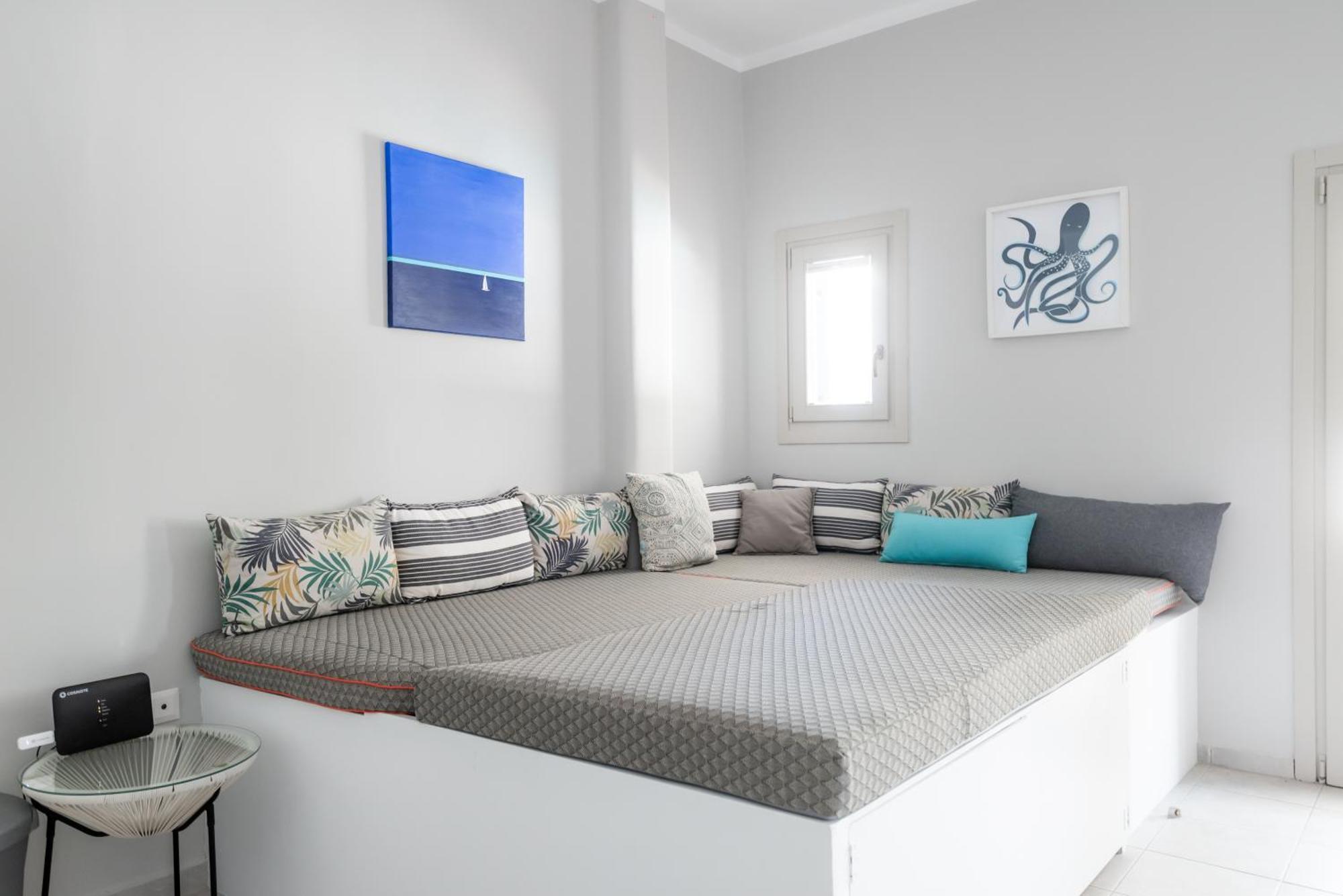 Olive Tree & Capari Homes & With Pool! * Mykonos Town