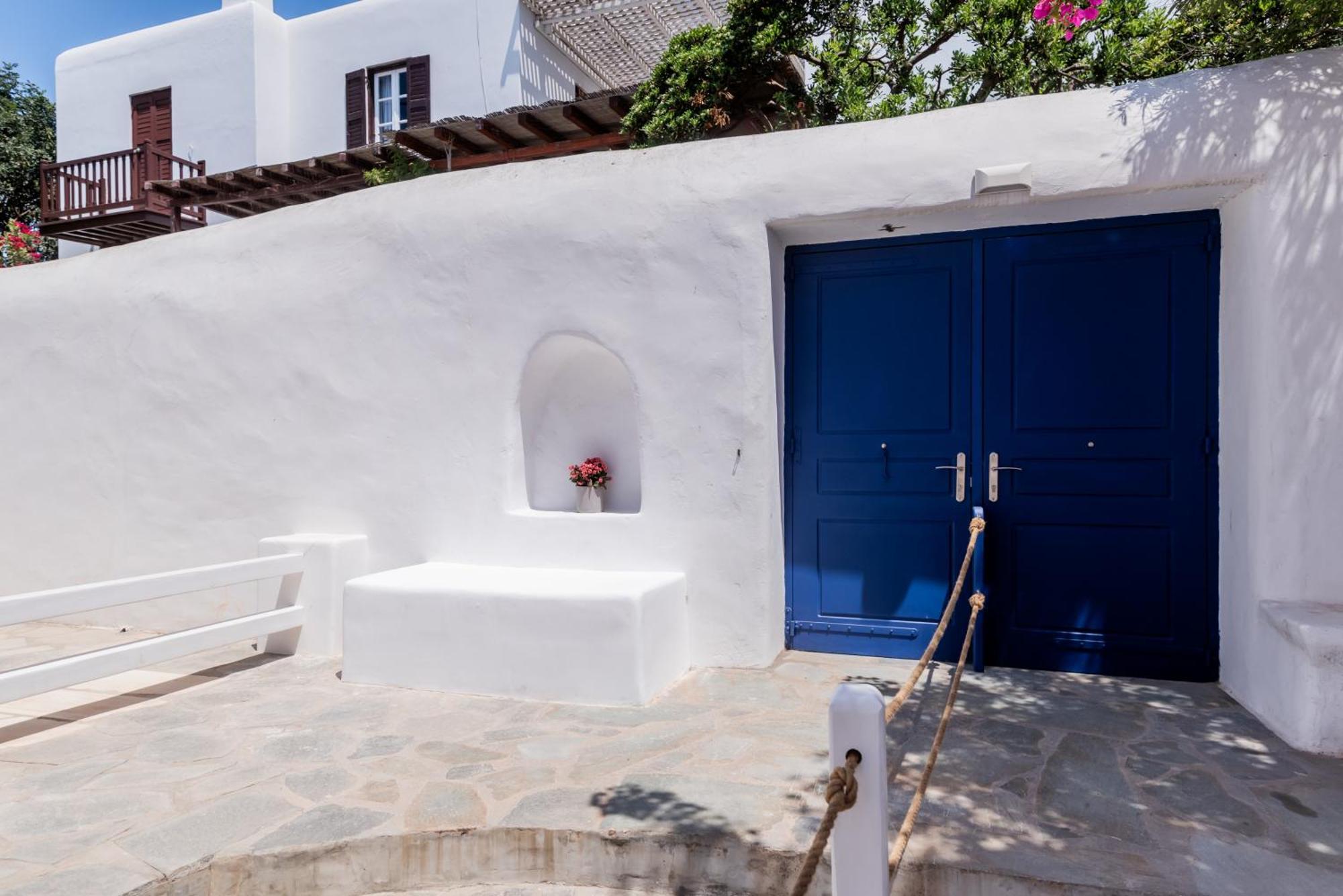 Casa de férias Olive Tree & Capari Homes & With Pool!
